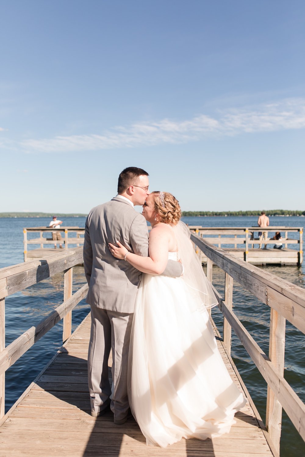 Lake Park Lutheran Church and Holiday Inn Detroit Lakes, Lakeside Wedding by Amber Langerud Photography | Vanessa &amp; Eric