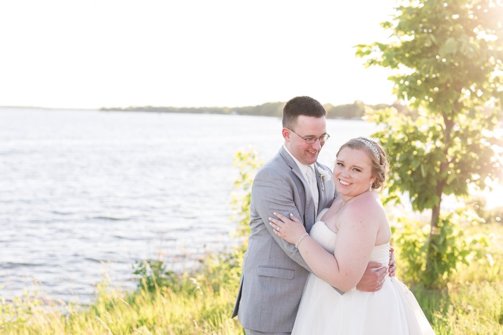 Lake Park Lutheran Church and Holiday Inn Detroit Lakes, Lakeside Wedding by Amber Langerud Photography | Vanessa &amp; Eric