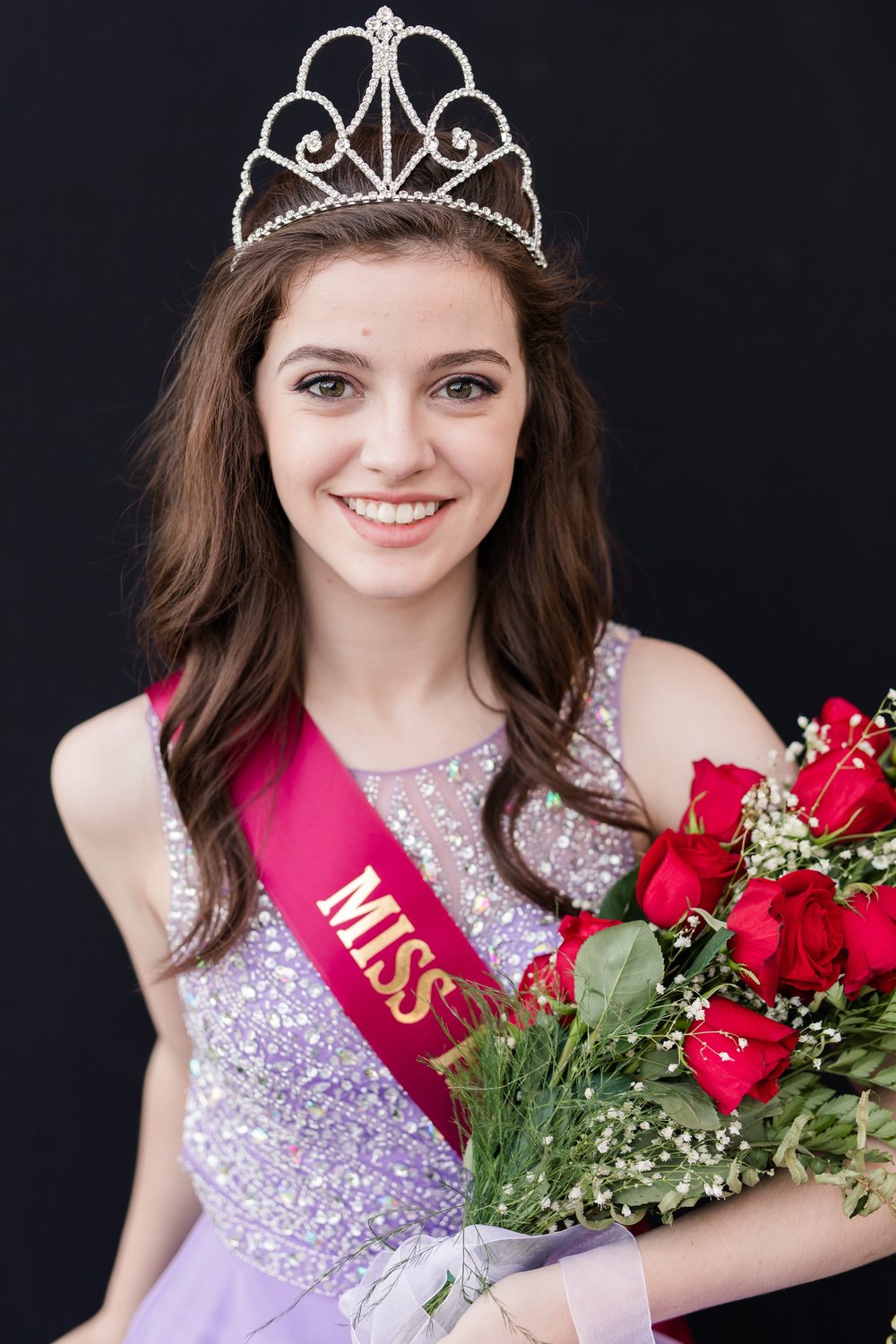 Miss Hawley Minnesota Pageant Headshots with red roses