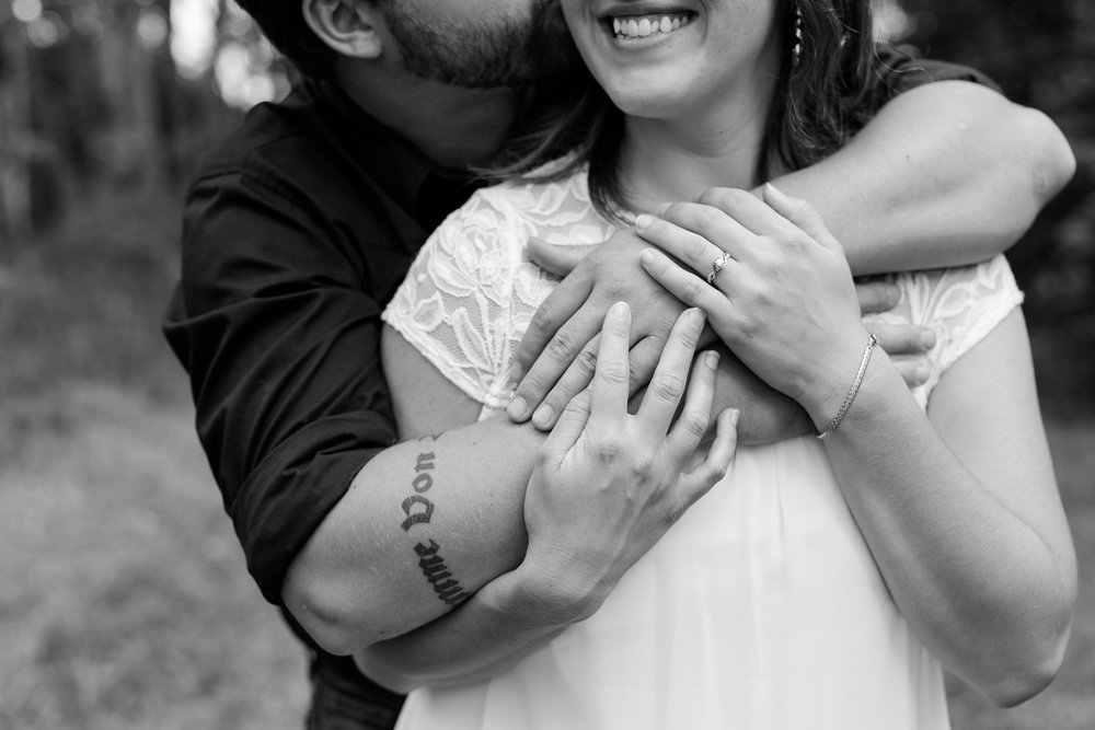 AmberLangerudPhotography_Countryside Engagement Session in Minnesota_3088.jpg