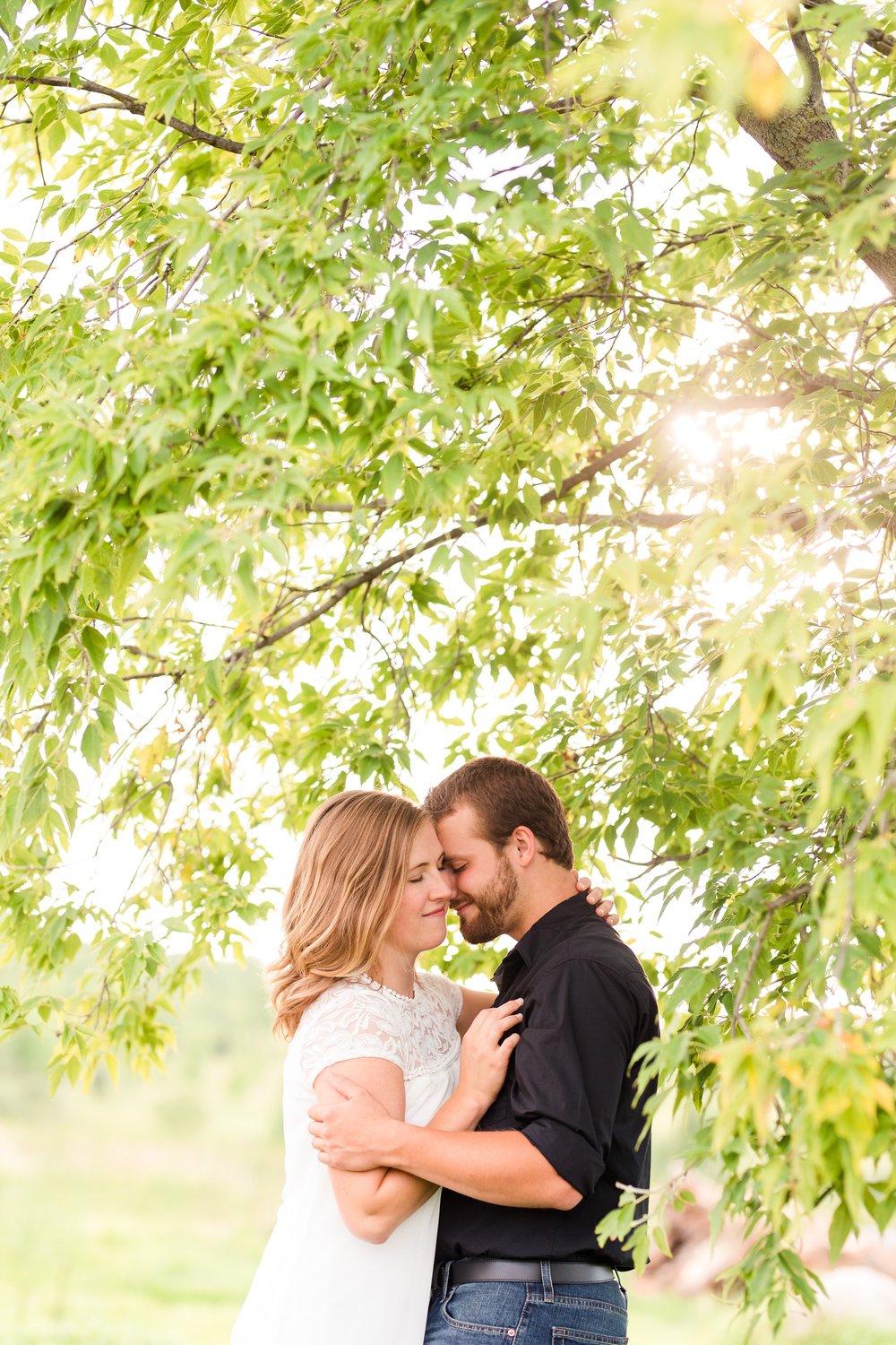 AmberLangerudPhotography_Countryside Engagement Session in Minnesota_3096.jpg