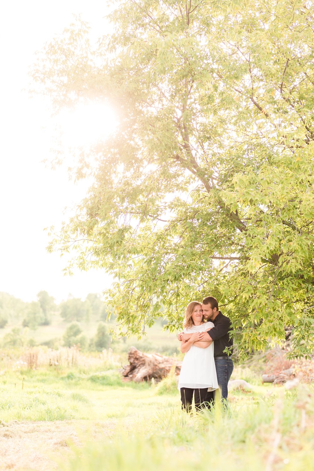 AmberLangerudPhotography_Countryside Engagement Session in Minnesota_3099.jpg