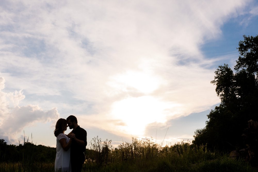 AmberLangerudPhotography_Countryside Engagement Session in Minnesota_3112.jpg