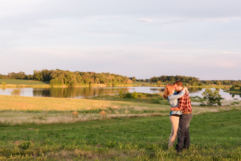 AmberLangerudPhotography_Countryside Engagement Session in Minnesota_3124.jpg