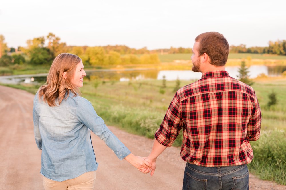 AmberLangerudPhotography_Countryside Engagement Session in Minnesota_3128.jpg