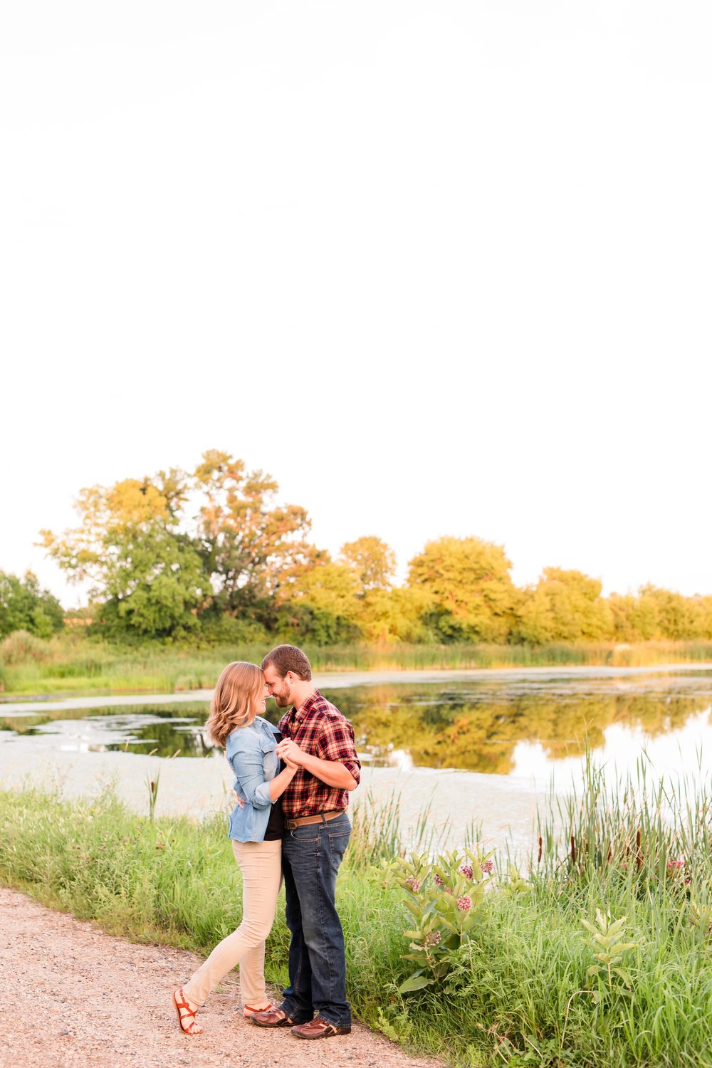 AmberLangerudPhotography_Countryside Engagement Session in Minnesota_3130.jpg