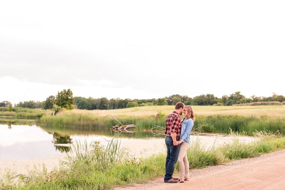 AmberLangerudPhotography_Countryside Engagement Session in Minnesota_3134.jpg