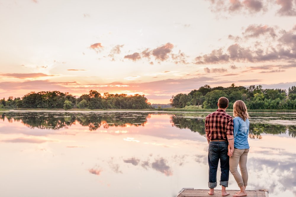 AmberLangerudPhotography_Countryside Engagement Session in Minnesota_3142.jpg