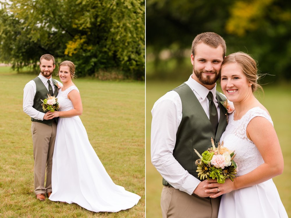 AmberLangerudPhotography_Fall, Barn At Dunvilla Wedding with outdoor ceremony_3300.jpg