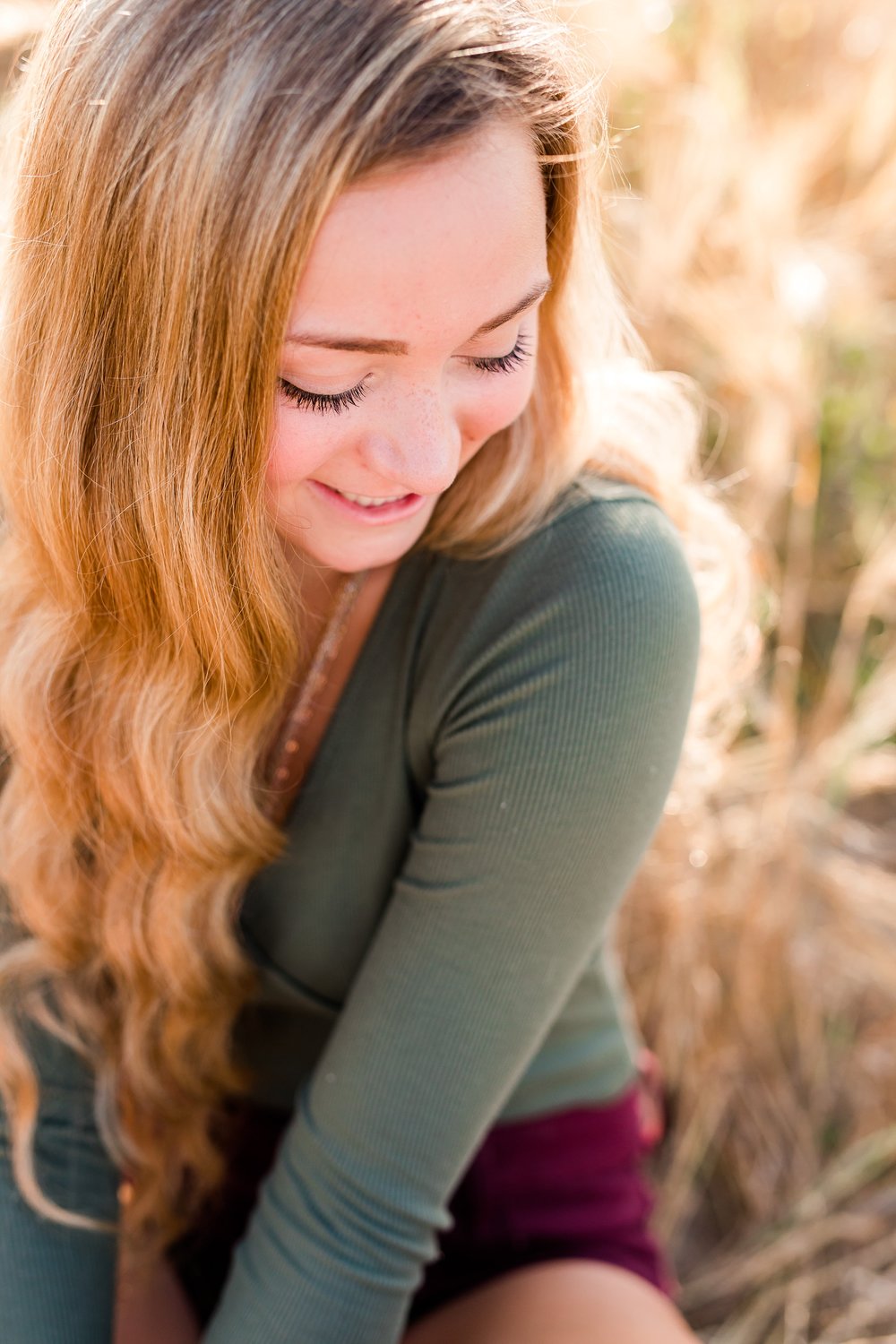 Country Styled High School Senior Pictures on a Farm and Little Cormorant Lake in Minnesota by Amber Langerud