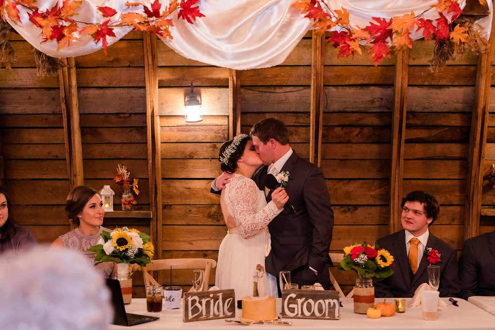 Amber Langerud_Rustic Oaks, MN winter barn wedding_0558.jpg