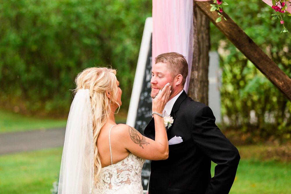 Amber Langerud Photography_Eagle Lake Rustic Styled Outdoor Wedding in Minnesota_6832.jpg