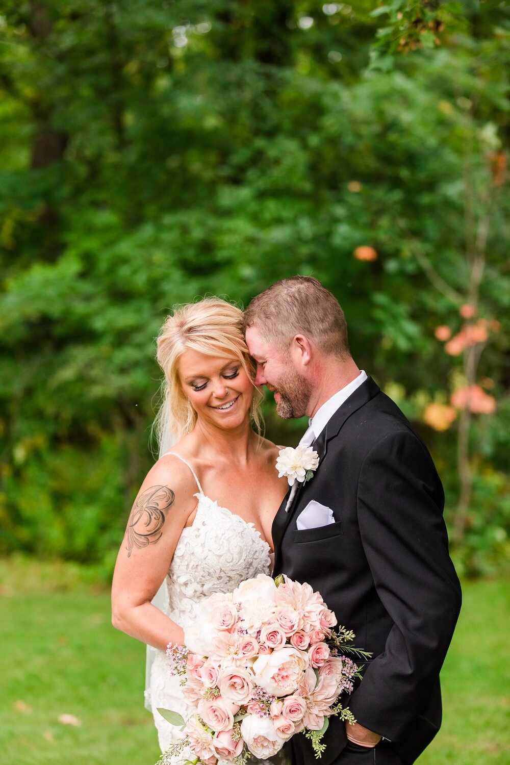 Amber Langerud Photography_Eagle Lake Rustic Styled Outdoor Wedding in Minnesota_6839-2.jpg