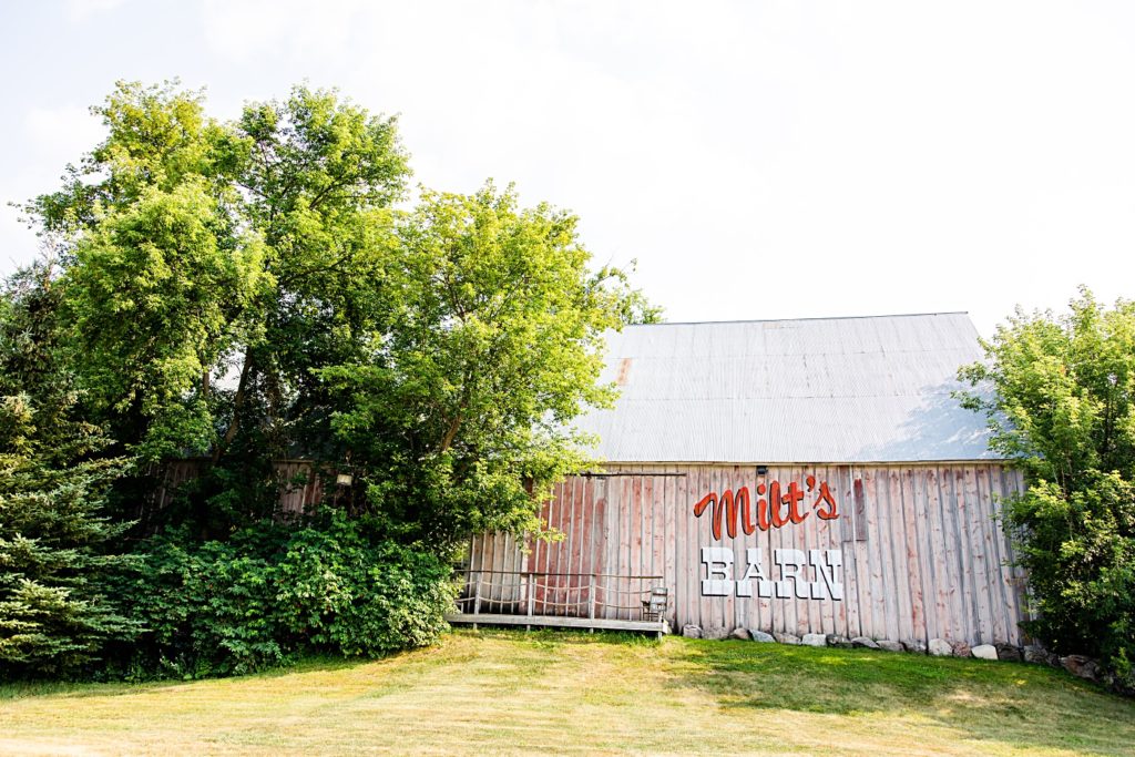 Milt's Barn, Rustic, Minnesota Wedding Venue | Amber Langerud Photography