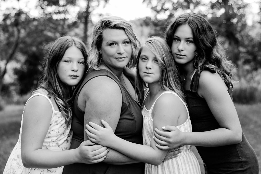 Minnesota Mom Photographer and Her Daughters in B&W | Amber Langerud Photography