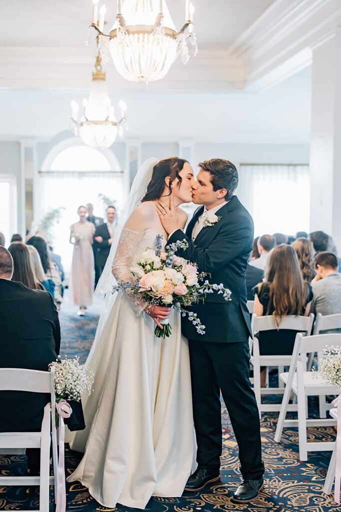 Wedding Ceremony at the Lafayette Club in Minnetonka Beach, MN