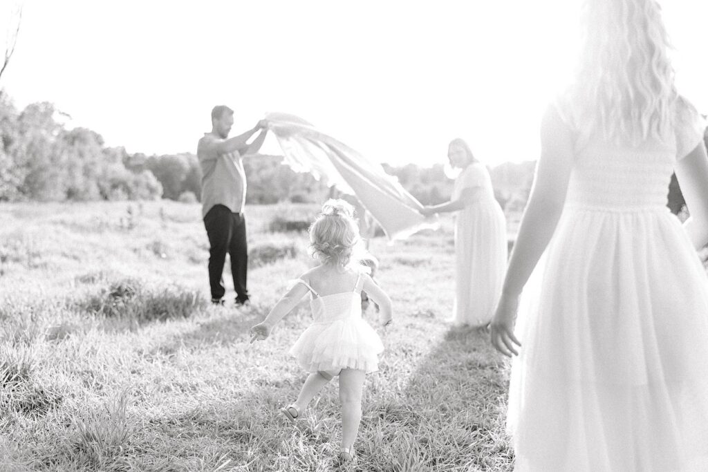 Detroit Lakes family photography session in natural evening light.