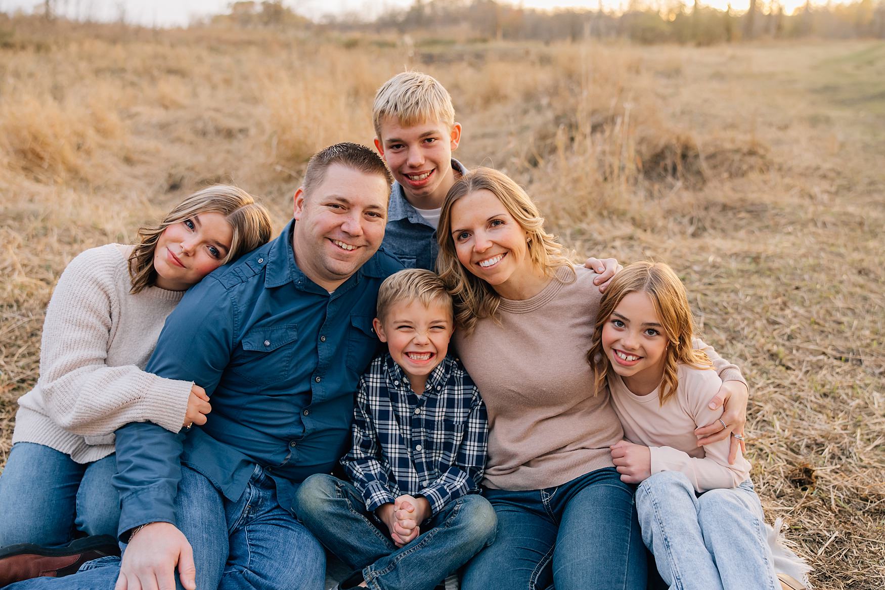 Detroit Lakes family photography session at sunset.